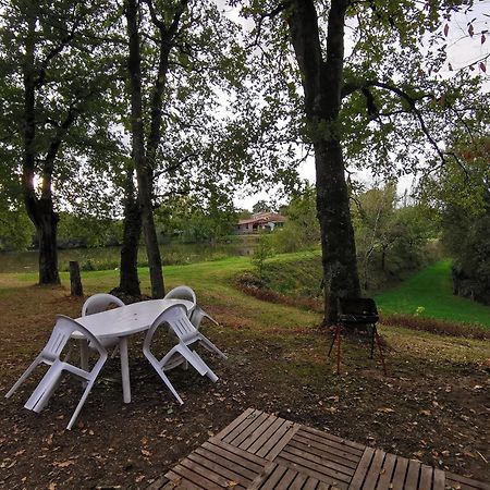 Camping De La Chagnee Saint-Aubin-le-Cloud Δωμάτιο φωτογραφία