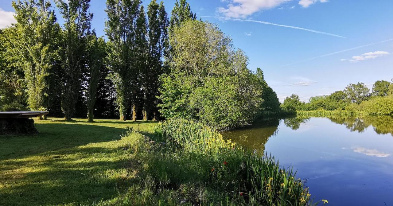 Camping De La Chagnee Saint-Aubin-le-Cloud Εξωτερικό φωτογραφία