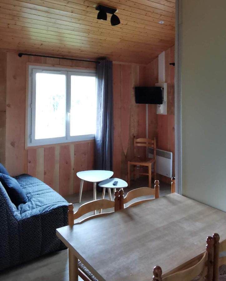 Camping De La Chagnee Saint-Aubin-le-Cloud Εξωτερικό φωτογραφία